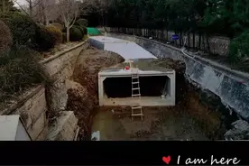 清华大学校内万泉河：管线工程为何要破坏河床修建水泥涵洞？图片