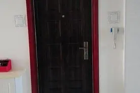 参观朋友的新家，进卧室一看我愣住了，品味太独特，谁看谁尴尬！图片