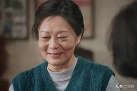 杨蕾：曾是赵本山的搭档，如今出演幸福里的故事，与昔日判若两人图片