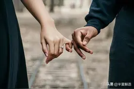 男人在苦苦想你时，就会对你说出这些情话，女人别害羞装不懂图片