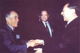 “最穷富豪”庄世平：生前无房无车，捐款2000亿，一分不给儿女图片