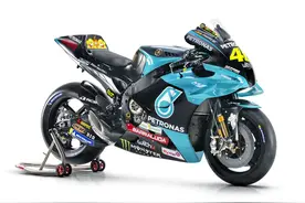 2021 MotoGP：马国油 SRT 车队的 YZR-M1图片