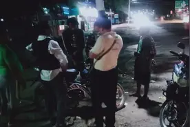 缅甸腊戌清查“站街女”，一男一女被带回警局图片
