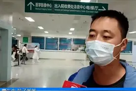 爸爸举高高失手，儿子摔成重度脑损伤：“这辈子都不会原谅自己”图片