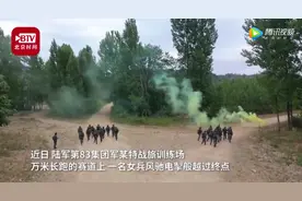 巾帼不让须眉，清华学霸放弃保研，从大学入伍成为女特种兵，网友：酷图片