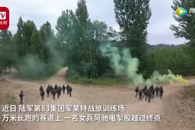 巾帼不让须眉，清华学霸放弃保研，从大学入伍成为女特种兵，网友：酷图片
