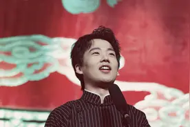 郭麒麟传出“桃色纠纷”，摘掉“少班主”的称号，他该何去何从？图片