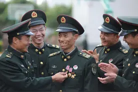 一代“兵王”王忠心，光荣退役后，有什么计划？图片