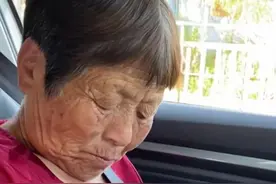四川短视频网红袁婆，像极了我的外婆图片