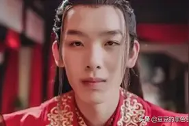 辣眼睛！偶像请别硬凹古装美男，这16位叔叔，告诉你啥叫风华绝代图片
