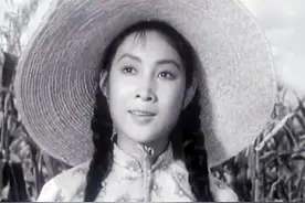《寂静的山林》柏瑞桐与王心刚拍吻戏哭泣，18岁嫁孙敖幸福一生图片