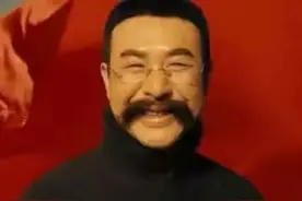 今年最好的表演，有中国文人的无畏，也有中国文人的浪漫图片