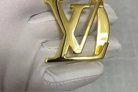 LV腰带头镀金图片