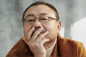 走红后不滥情，这5位男明星，宠起妻子来各有各的“妙招”图片