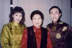 “固执”的巩汉林，赵丽蓉去世后，他走到今天这一步会后悔吗？图片