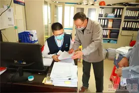 “疫”线网格员：妈，今晚不回家吃饭了图片