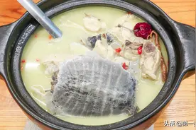 硬菜霸王别鸡图片