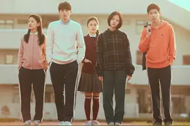 《悲伤逆流成河》｜愿所有的青春，都被温柔以待图片