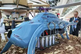 中国创新无人直升轰炸机，誉为“飞行迫击炮”，20公里外猎杀敌人图片