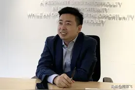 中国最牛十元店老板，初中文凭身价300亿，一次日本行改变人生图片