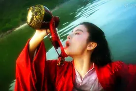 东方不败湖边遇令狐冲误终生图片