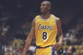 NBA巨星首秀如何？科比0分，乔丹16分，一神人43分28板图片