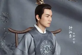 “天涯四美”钟汉良与谭松韵差16岁的古装剧恋情官宣，让人上头图片