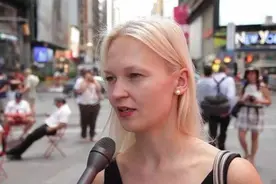 瑞士美女到中国见男友，看到大街上这一幕直言：这不是日本吗？图片