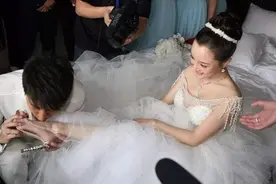 女人的脚味道能有多大，一个故事告诉你图片