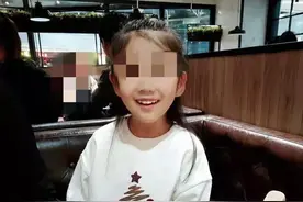 抚顺6岁女孩受虐案将于10月13日开庭，女童父亲：至今未收到道歉，希望法律严惩，还孩子公道图片