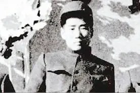 1950年毛岸英返乡，长跪在杨开慧坟前痛哭不起图片