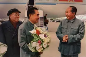 那个写《爱莲说》周敦颐，原来是周恩来的先祖，难怪后代人才辈出图片