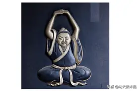 八仙正宗八段锦（6）：仙姑吻莲，柔腿、活腰，利于技击踢腿图片
