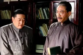 只用四招《大宅门》中的白敬业就把两个儿子两个女儿养成了仇人图片