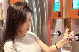 夜晚 我用凝重相思的眸 注视你的美图片