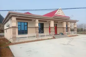 湖北农村老哥，36万建好村里头一栋平层小院，路过的人都要看几眼图片
