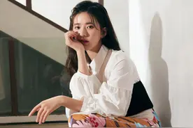 女士街拍 第四百五十七期 型FUN一夏主题  赵露思的街拍look图片