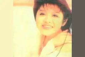 韩红18岁青涩旧照曝光，帅气又不失女人味，自称校花被指撞脸刘涛图片