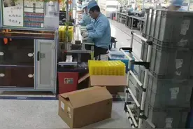 新一代95后厂妹口述：富士康不相信爱情，昆山处处“单身大神”图片