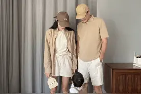 李光洁晒全家福，一家三口穿亲子装放风筝，小10岁娇妻大长腿抢镜图片