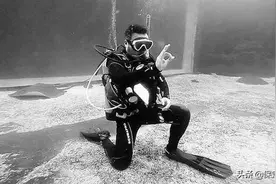 潜入海洋，你能看见美丽的生物、沉船、洞穴和断崖可以感受像在太空中一样失重潜水人任江宁：在海底感知世界图片