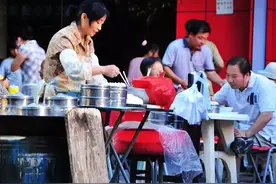 这颗“毒包子”，不知毁了多少孩子，父母无形的溺爱最为致命图片