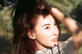 知名娱记爆料张柏芝三胎，生父就是前任谢霆锋，两人复合亦不会远图片