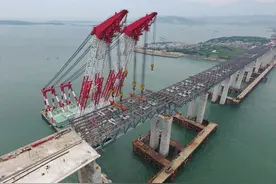 这就是中国速度！4万人奔赴台湾海峡，打造国内首座公铁两用大桥图片