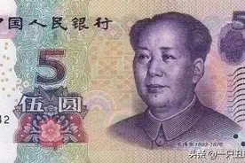 壁纸——没有完美的恋人，只有完美包容的恋人图片