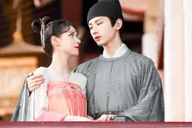 黑莲花皇帝与天真呆萌女侍卫，《与君歌》摆脱套路的CP竟这么好磕图片
