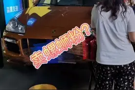 火了！桂C豪车深圳街头卖桂林米粉，结果让人笑掉大牙图片