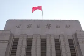 洋人优先，国人排队？甘肃博物馆还“跪”着图片