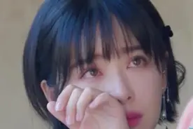 27岁宝妈对公公的恶习忍无可忍，建议公公搬走，公公：就你矫情！图片