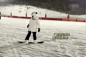 王宝强首晒10岁儿子正脸，长相似王宝强，力破非亲生传闻图片